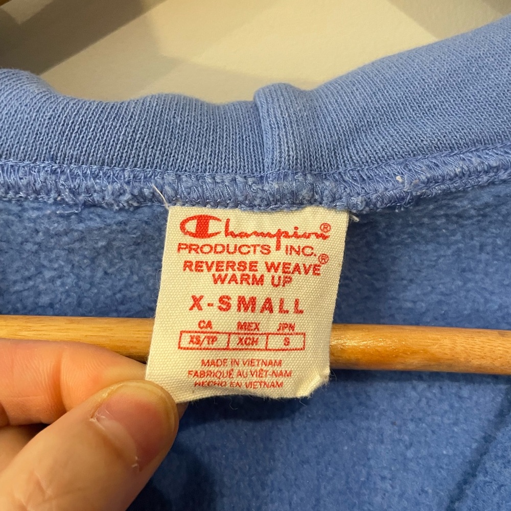 VTG CHAMPION Light Blue Reverse Weave Sweatshirt - Picture 5 of 5